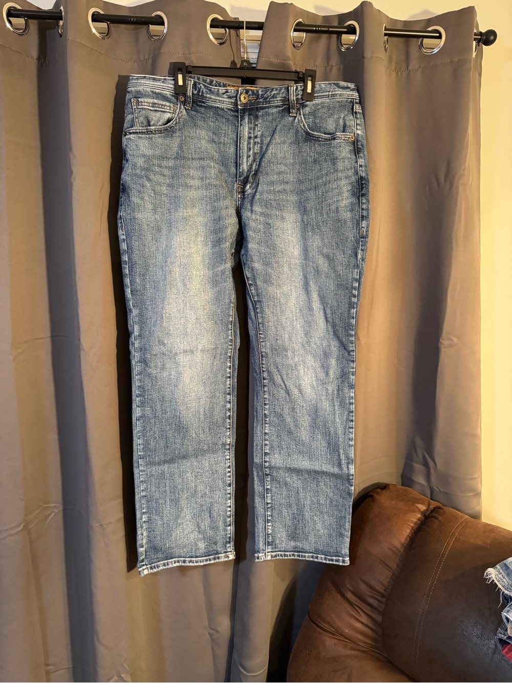 Men's Rock and Roll Denim Straight-Fit Light Blue Denim Jeans